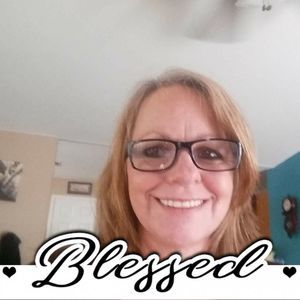 Meet your Posher, Debbie